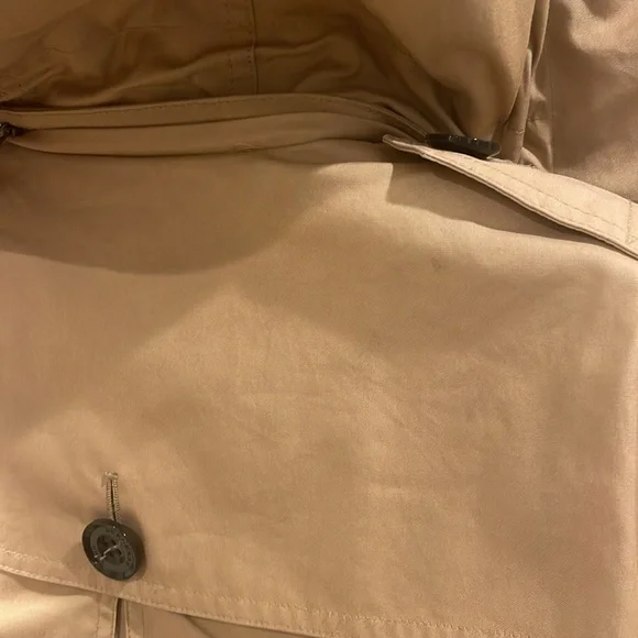 Burberry Tan Trench Coat - Picture 11 of 14